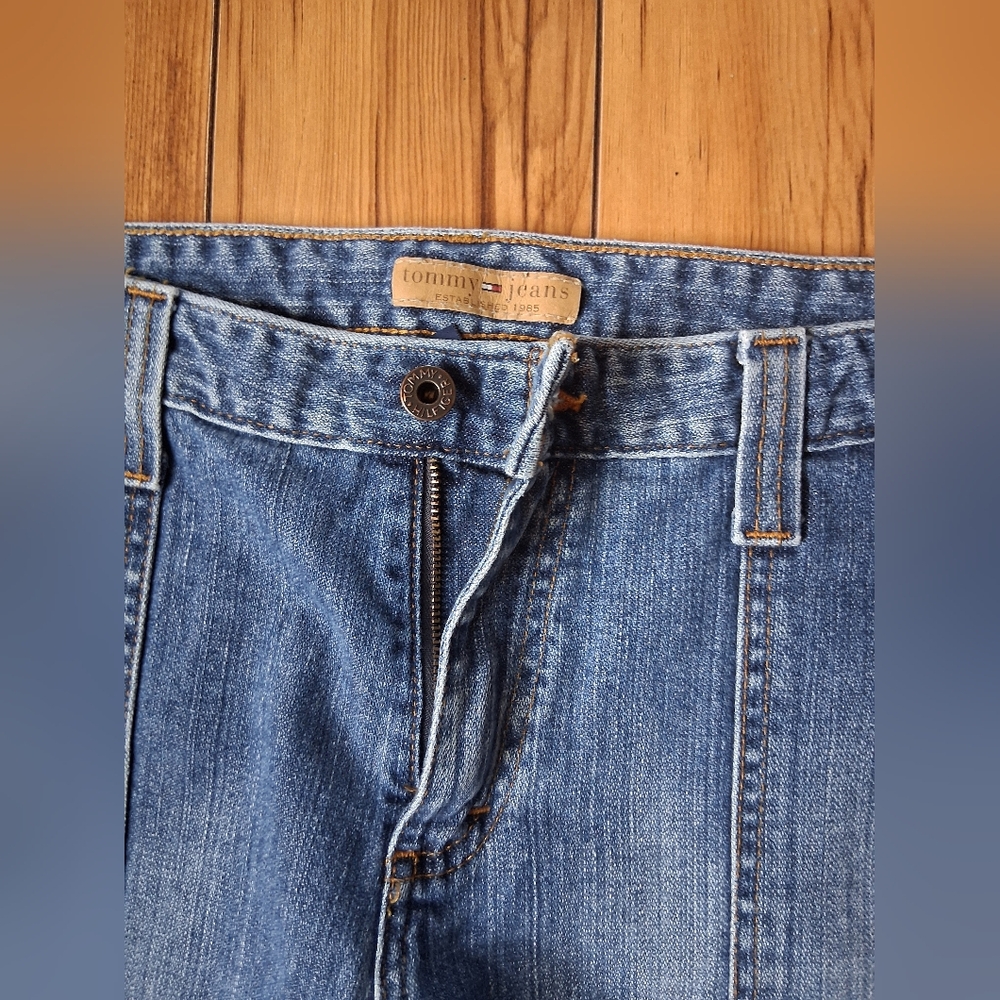 Y2K Tommy Hilfigure Classic Blue Women's Jeans Size 32 - Picture 4 of 12